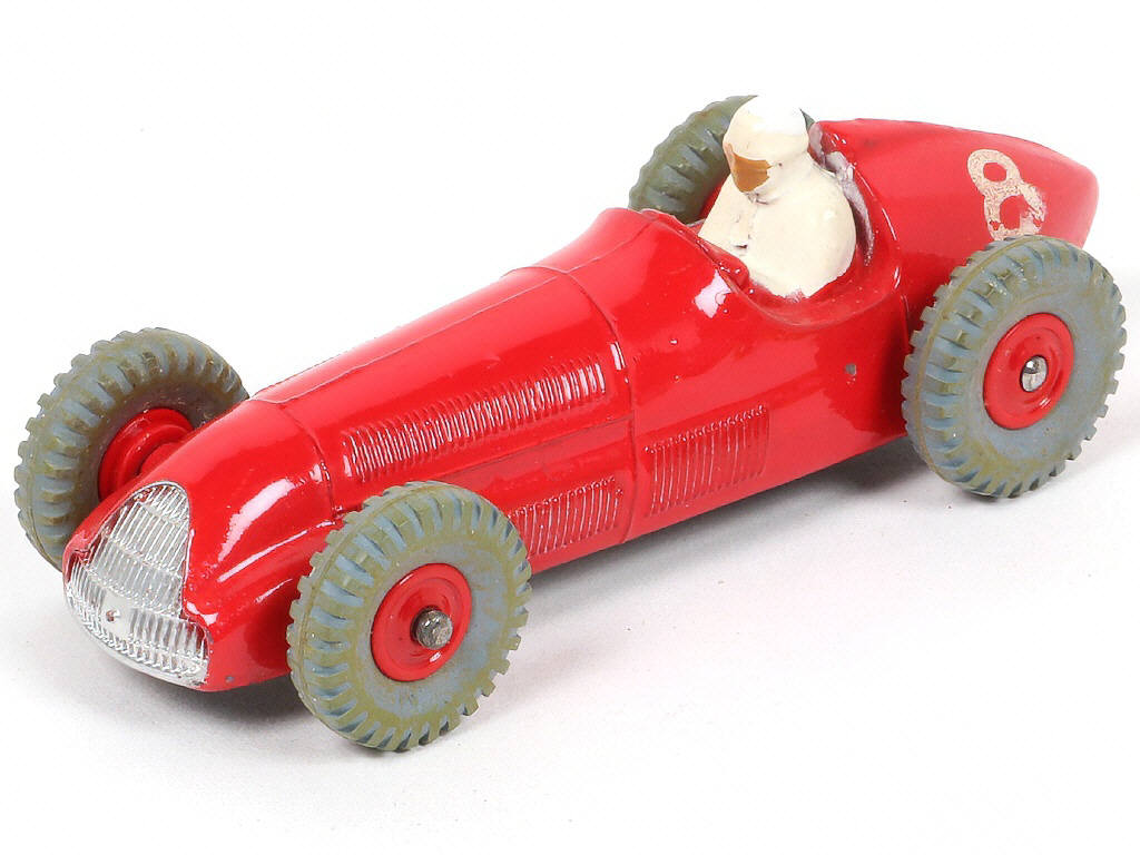 Lot 226 - DINKY TOYS (GB) (1)