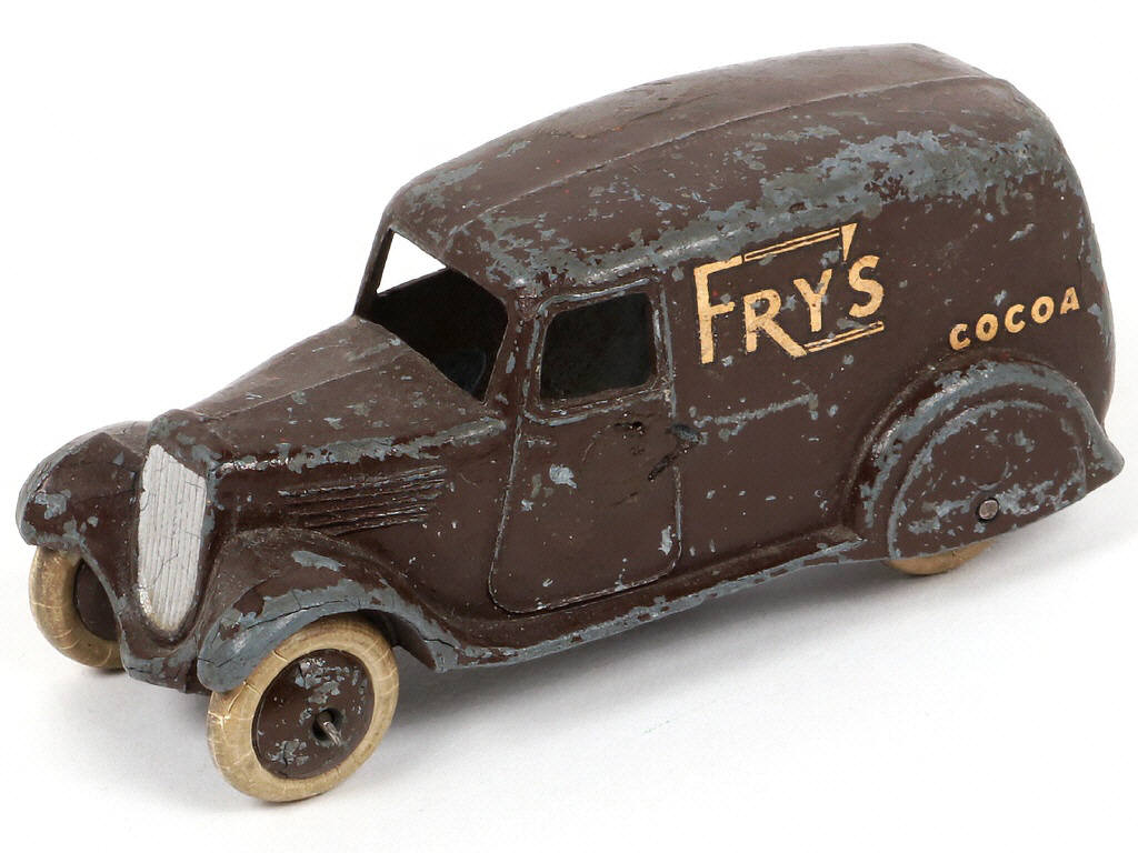 Lot 225 - DINKY TOYS (GB) (1)