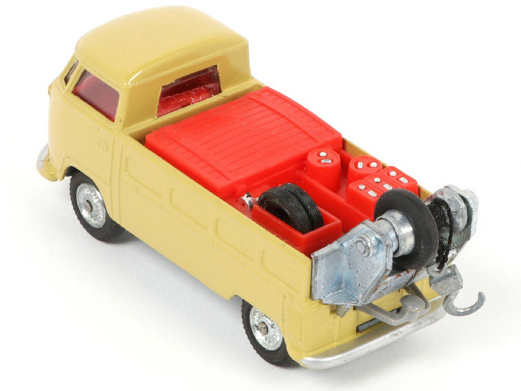 Lot 142 - CORGI TOYS (GB) (1)