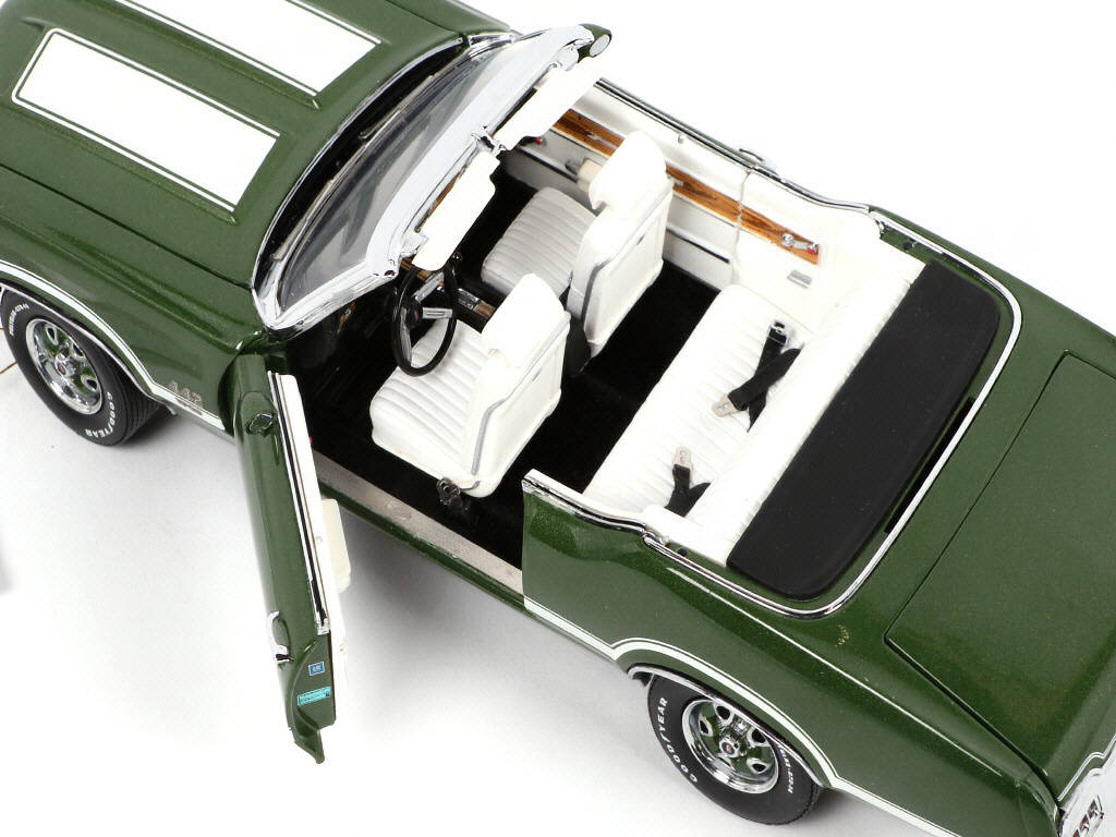 Lot 40 - FRANKLIN MINT (USA) (1)