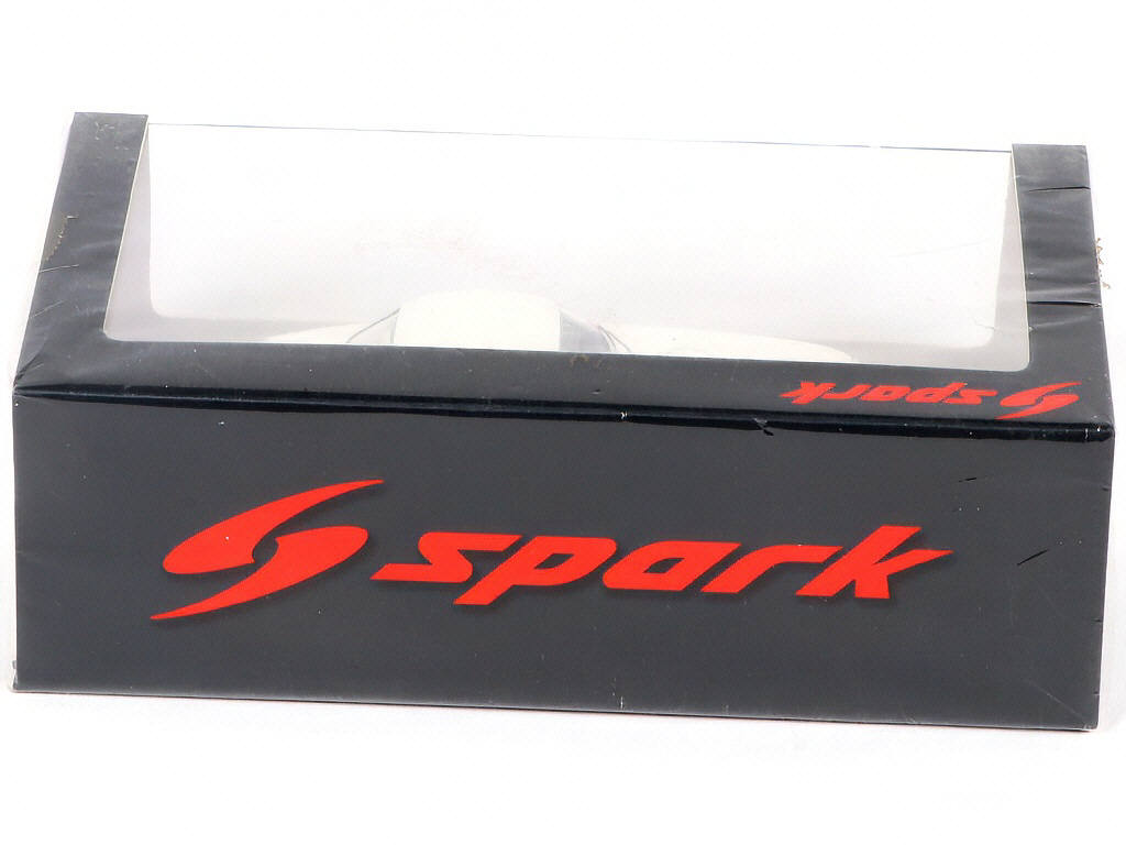 Lot 109 - SPARK (MACAU) (1)