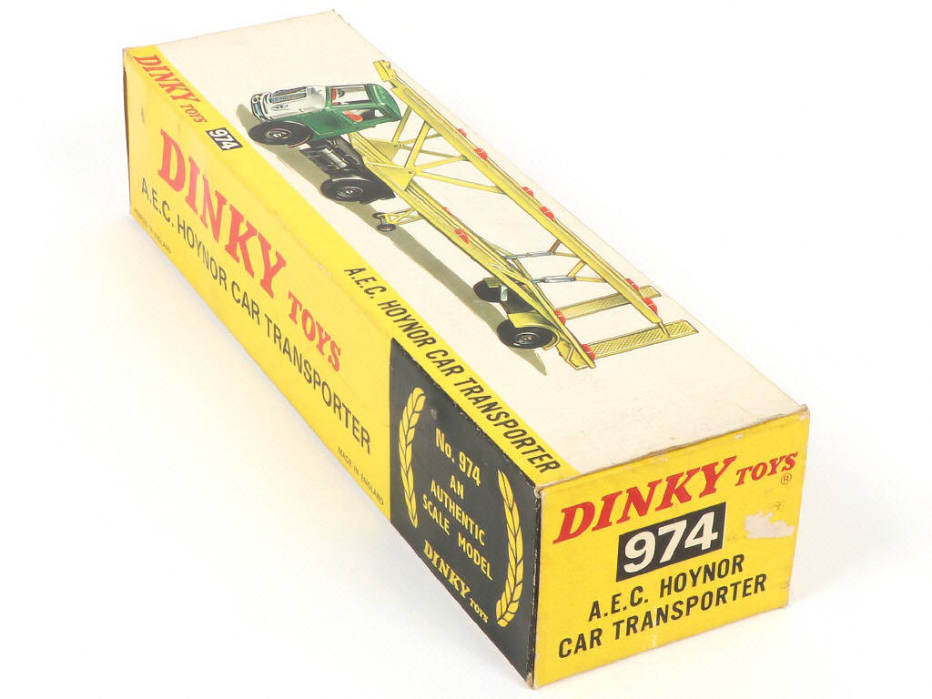 Lot 238 - DINKY TOYS (GB) (1)