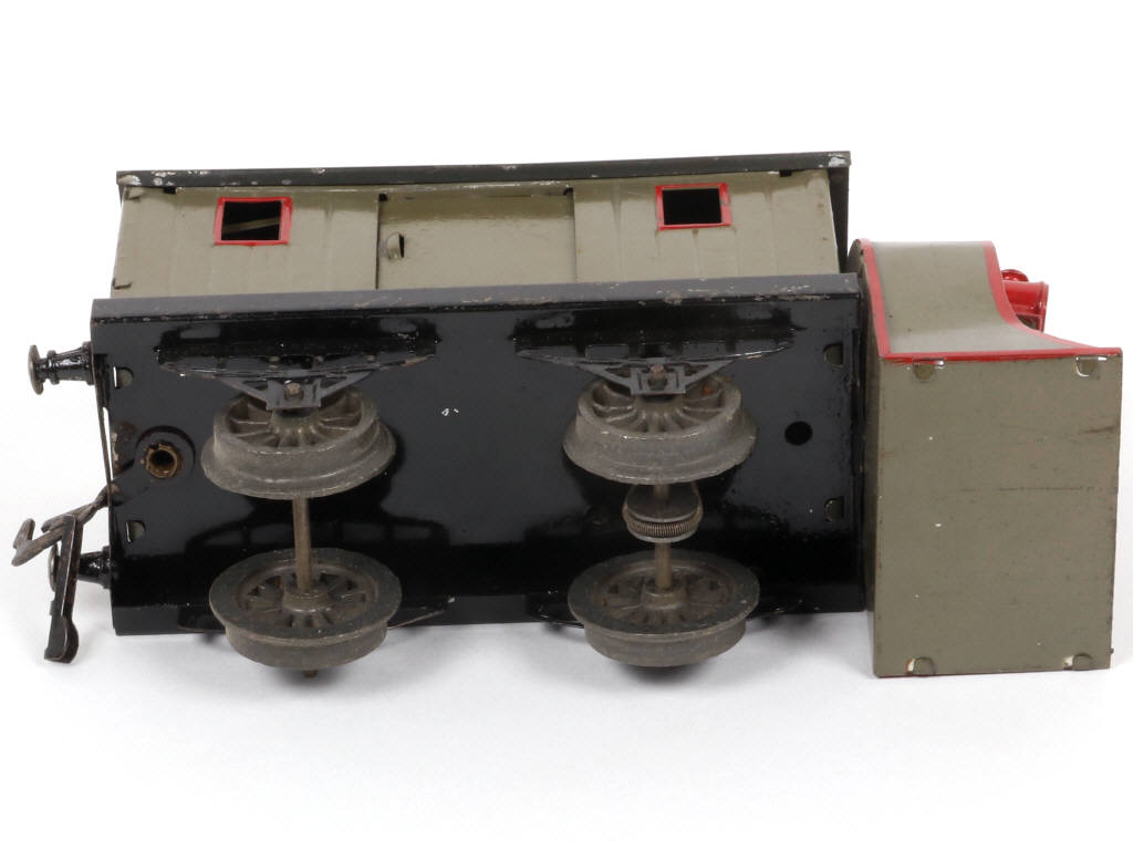 Lot 27 - HORNBY 'O' (FRANCE) (1)