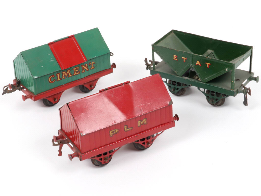 Lot 28 - HORNBY 'O' (FRANCE) (3)