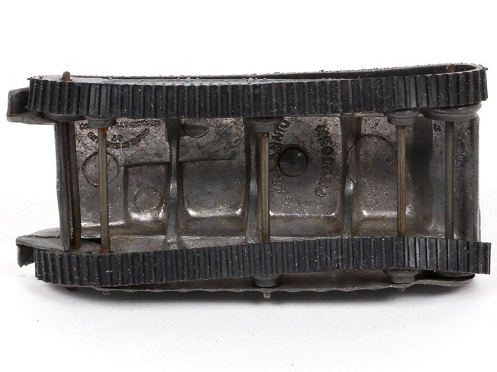 Lot 156 - DINKY TOYS (GB) (1)