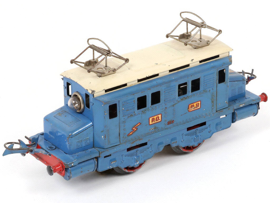 Lot 28 - HORNBY 'O' (FRANCE) (1)
