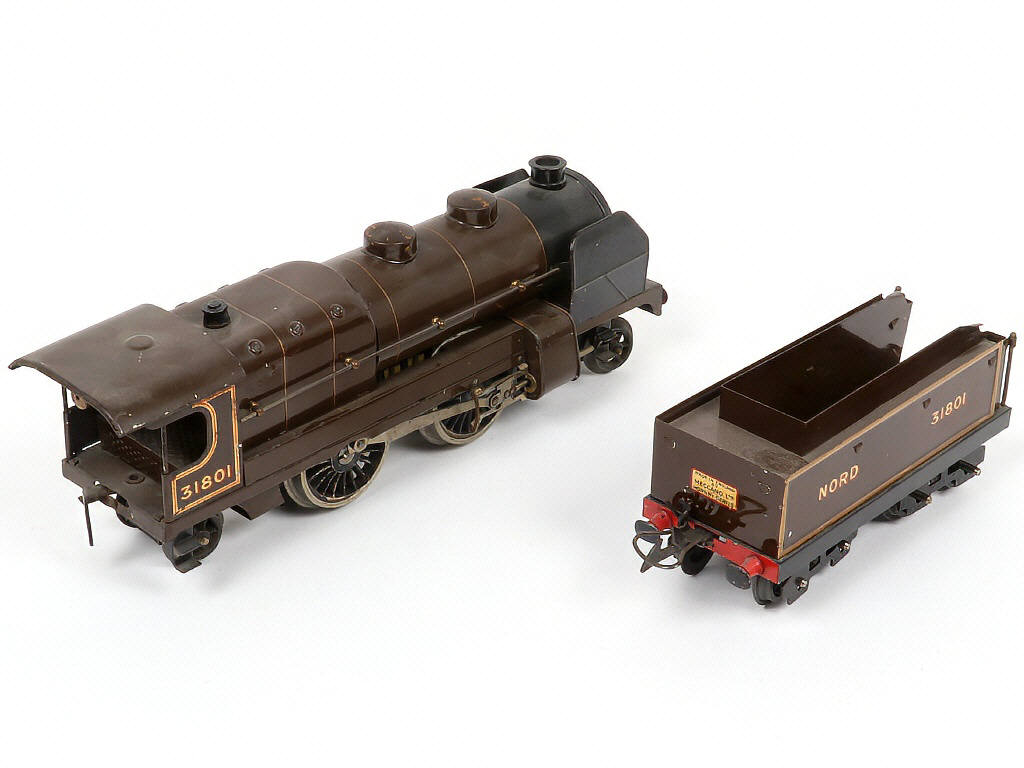 Lot 16 - HORNBY 'O' (GB) (2)