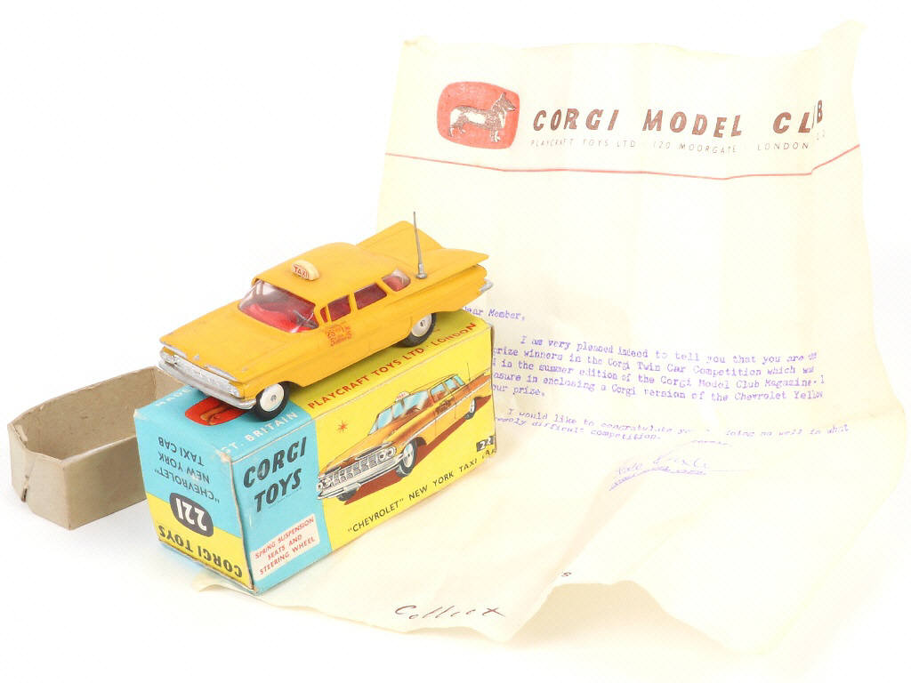 Lot 98 - CORGI TOYS (GB) (1)