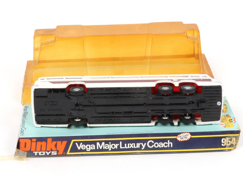 Lot 176 - DINKY TOYS (GB) (1)