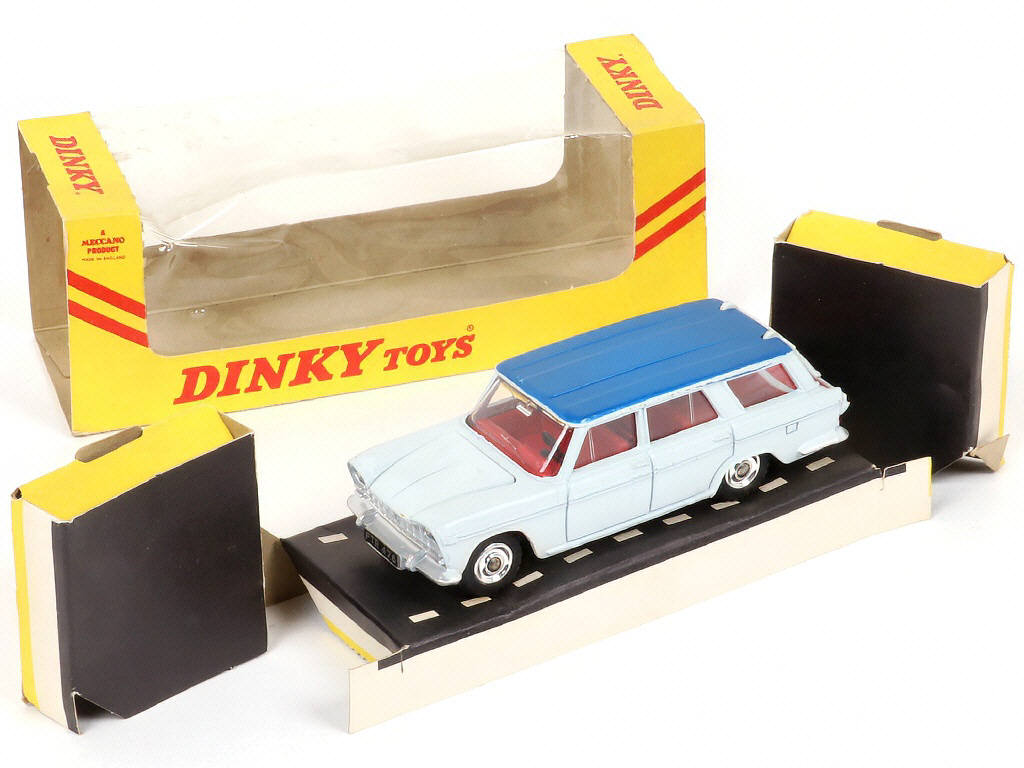 Lot 169 - DINKY TOYS (GB) (1)