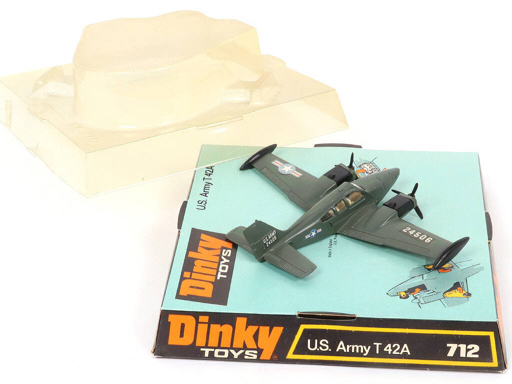 Lot 184 - DINKY TOYS (GB) (1)