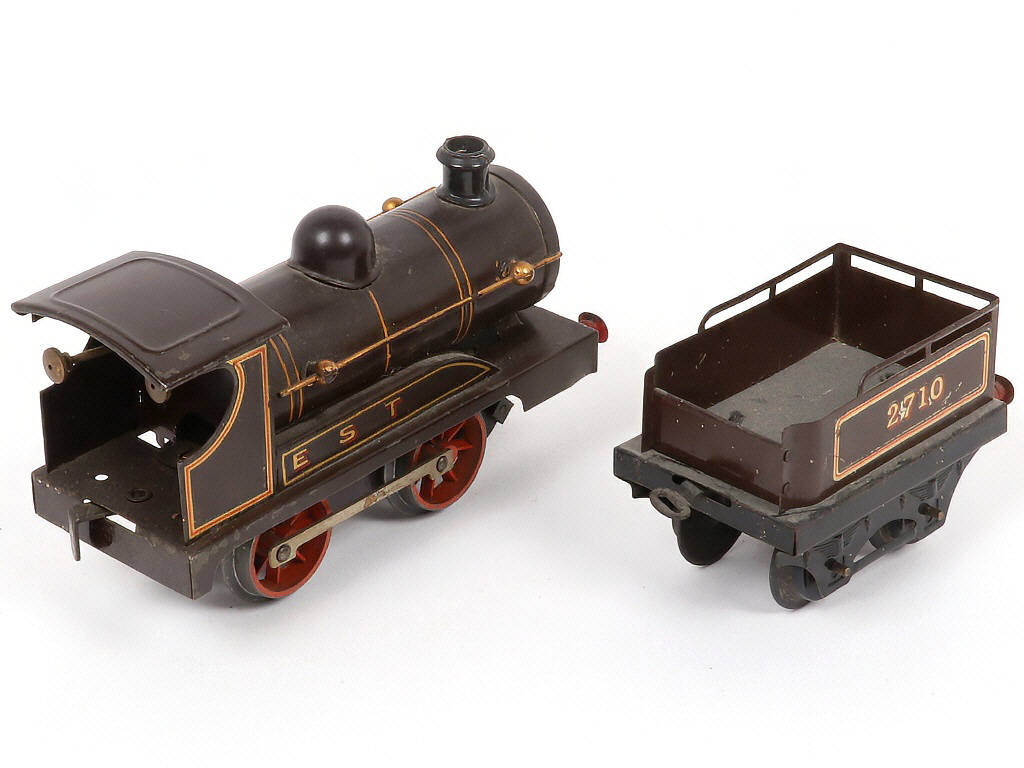 Lot 74 - HORNBY 'O' (FRANCE) (2)