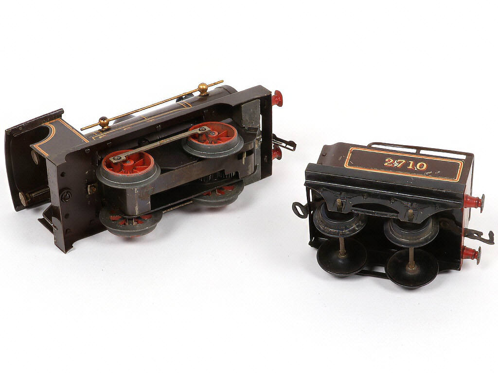 Lot 74 - HORNBY 'O' (FRANCE) (2)