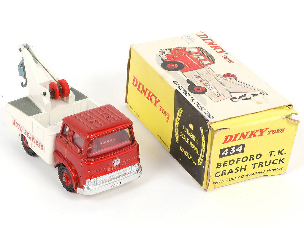 Lot 80 - DINKY TOYS (GB) (1)