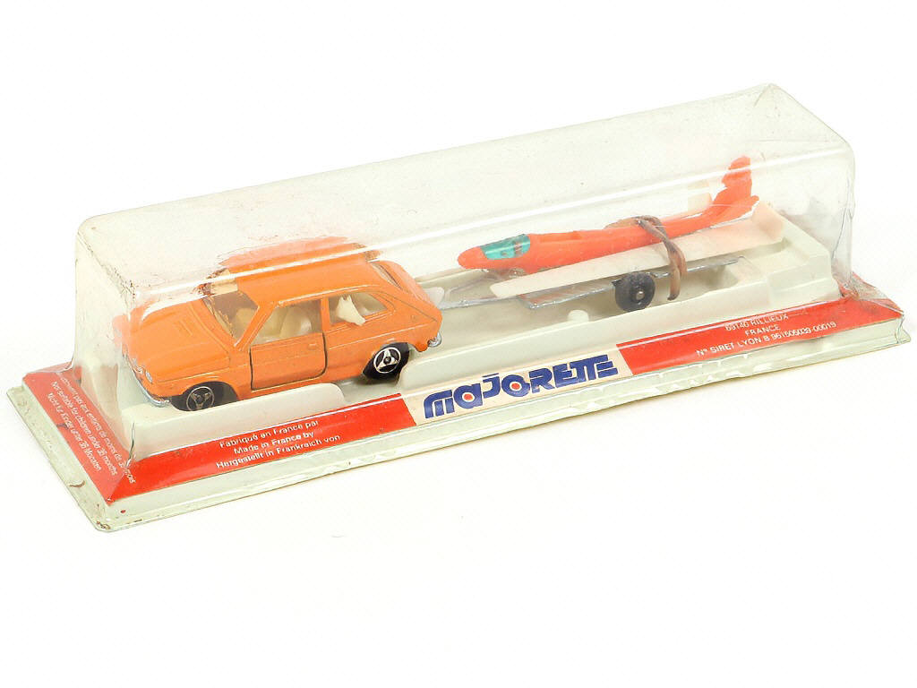 Lot 2 - MAJORETTE (FRANCE) (1)