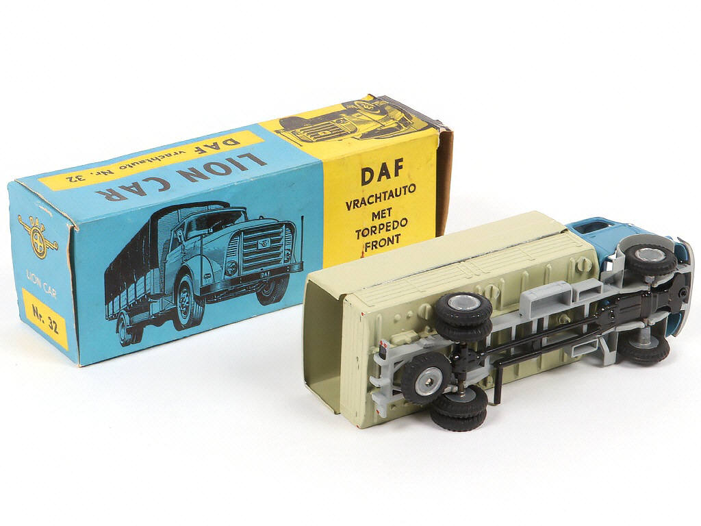 Lot 56 - LION-CAR (PAYS-BAS) (1)