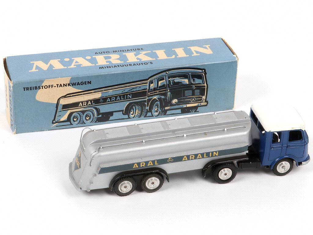 Lot 84 - MÄRKLIN (ALLEMAGNE) (1)