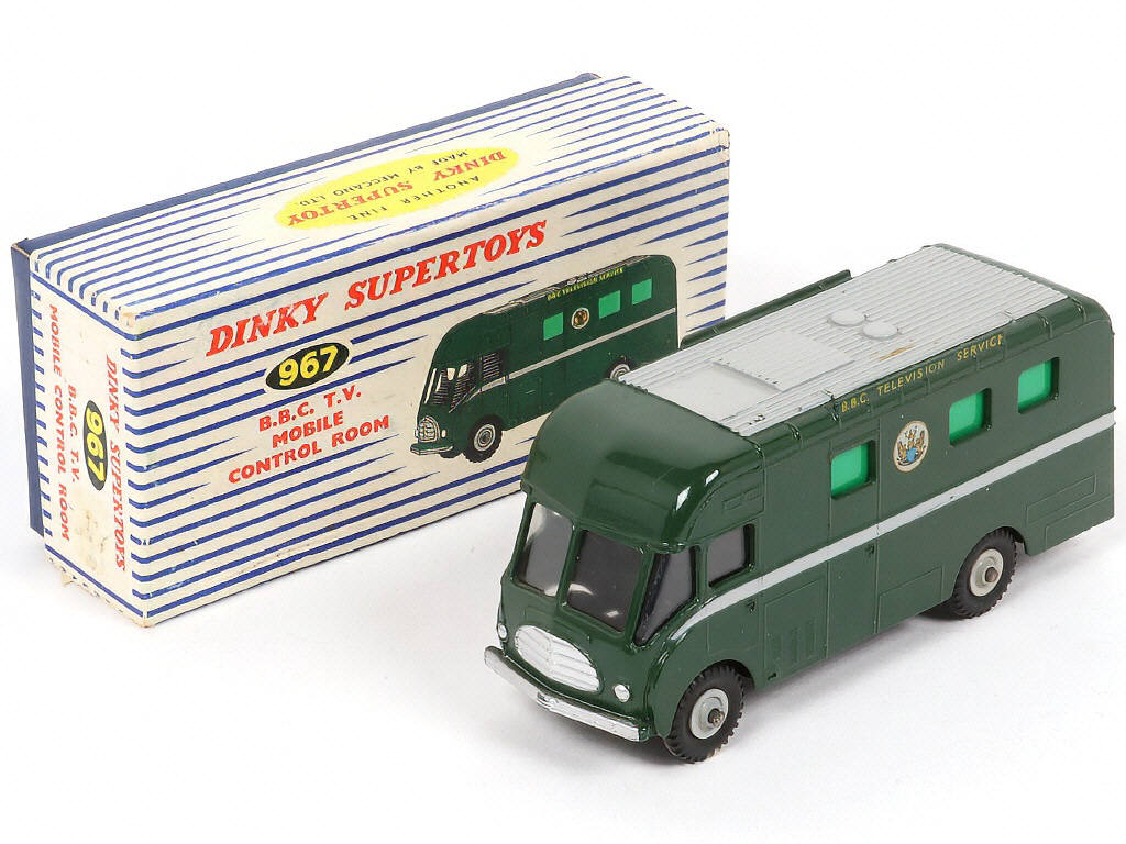 Lot 72 - DINKY TOYS (GB) (1)