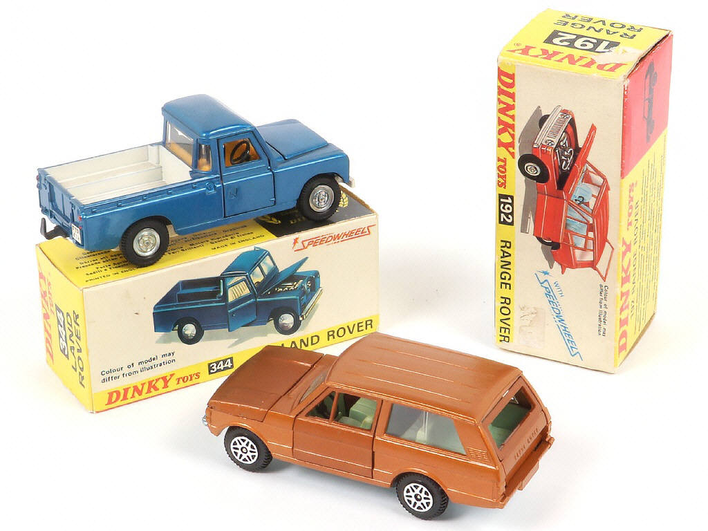 Lot 125 - DINKY TOYS (GB) (2)