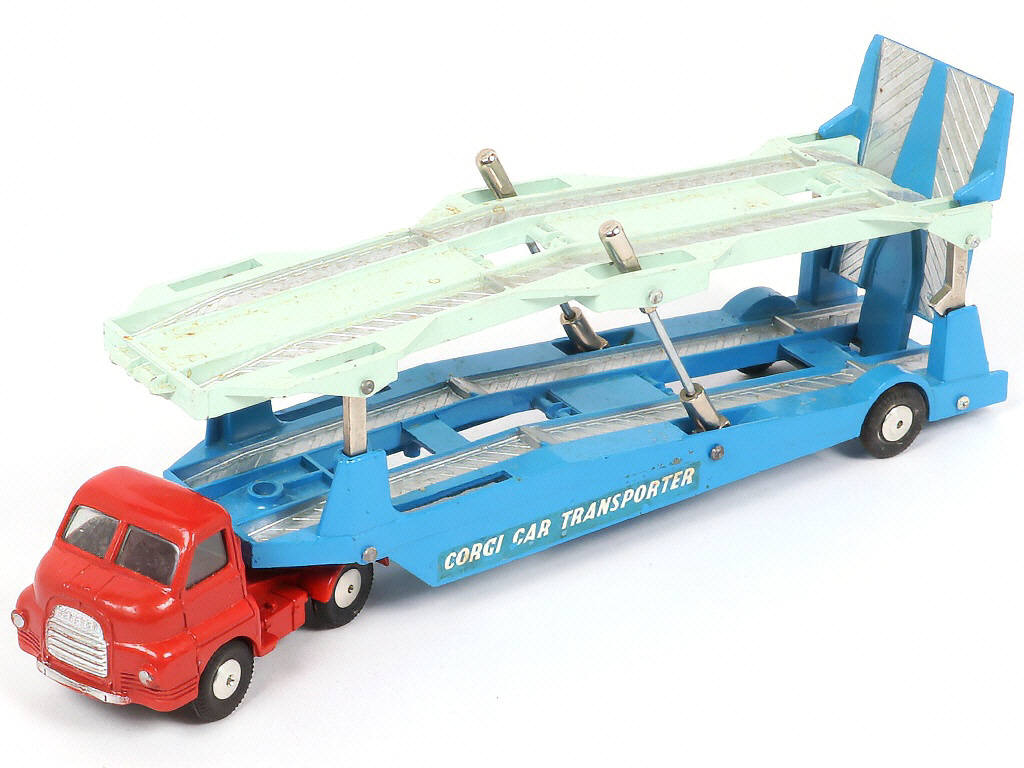 Lot 80 - CORGI TOYS (GB) (1)