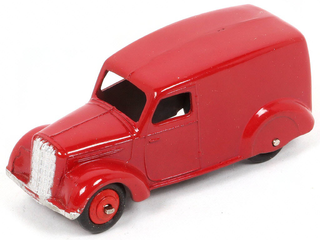 Lot 119 - DINKY TOYS (GB) (1)