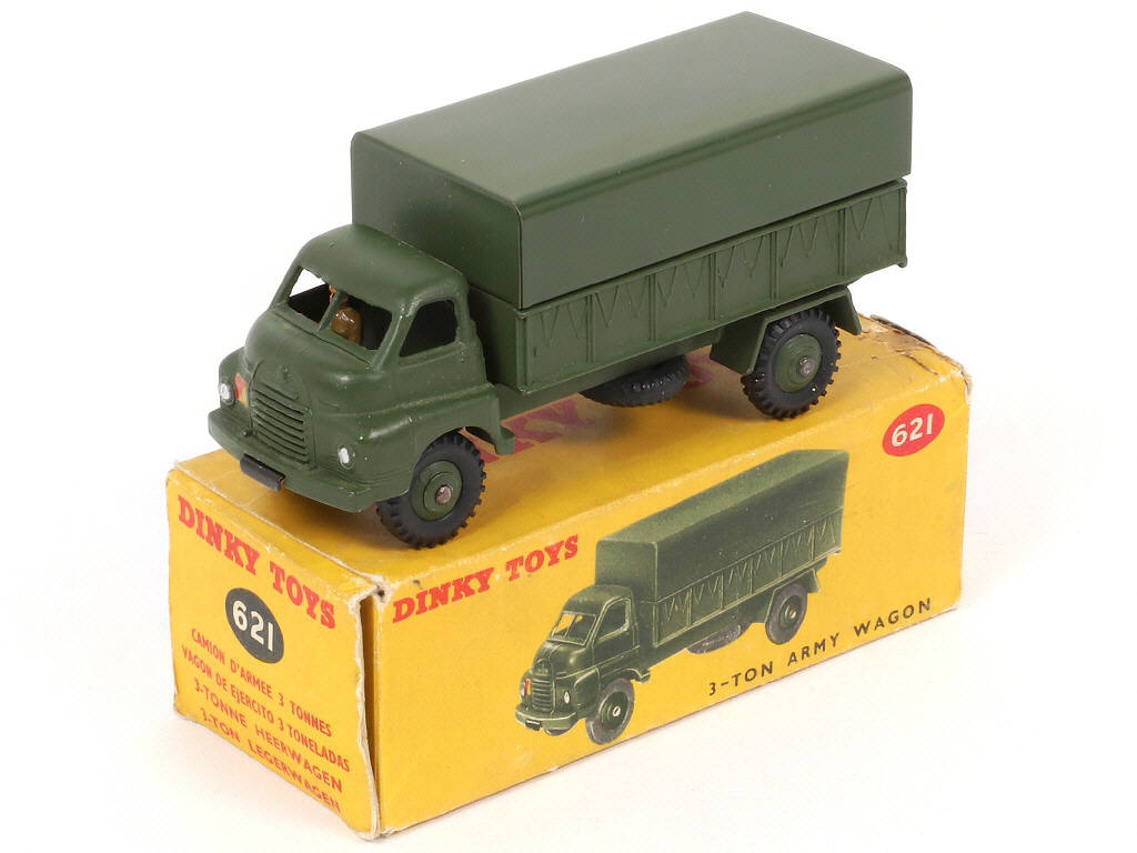 Lot 260 - DINKY TOYS (GB) (1)