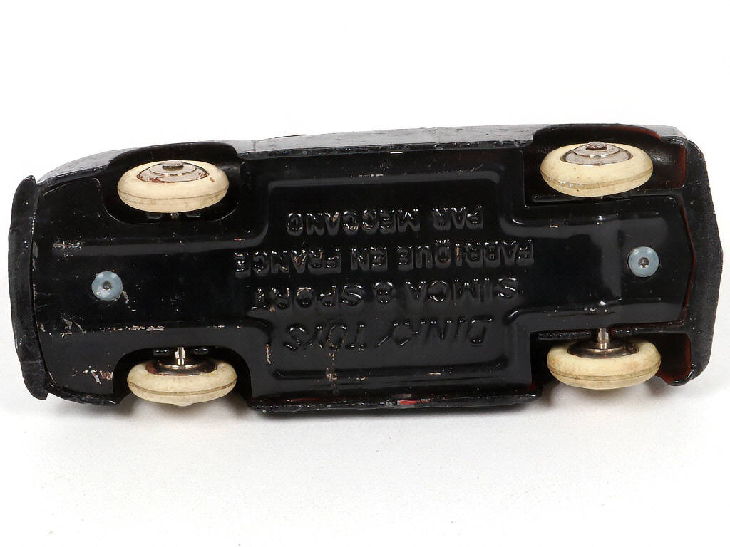 Lot 177 - DINKY TOYS (FRANCE) (1)