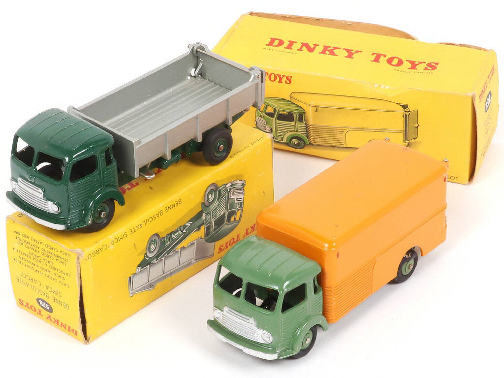 Lot 84 - DINKY TOYS (FRANCE) (2)