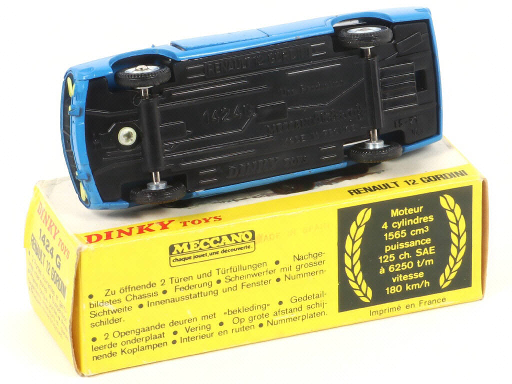 Lot 165 - DINKY TOYS (FRANCE) (1)