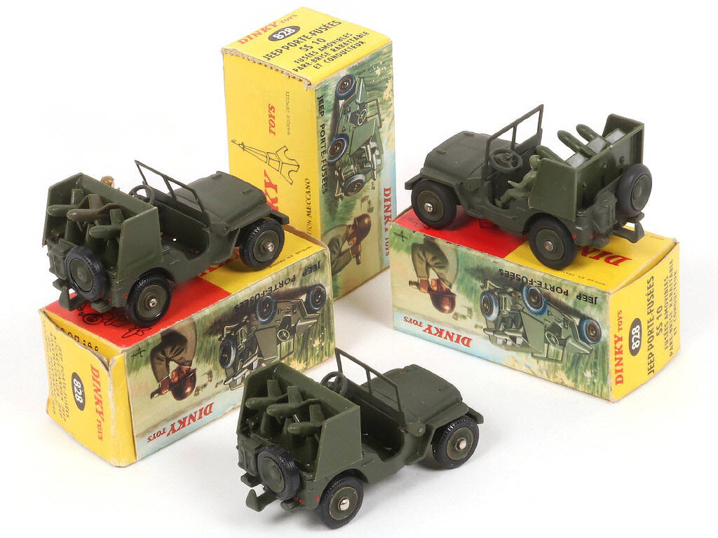 Lot 269 - DINKY TOYS (FRANCE) (3)