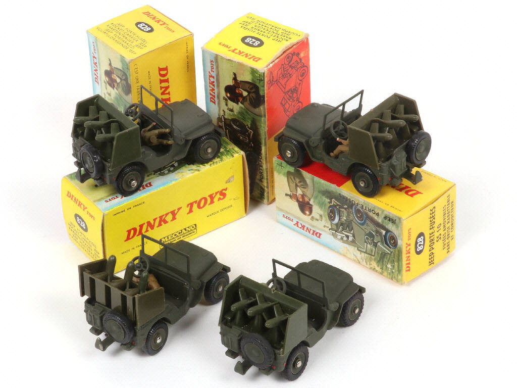 Lot 261 - DINKY TOYS (FRANCE) (4)