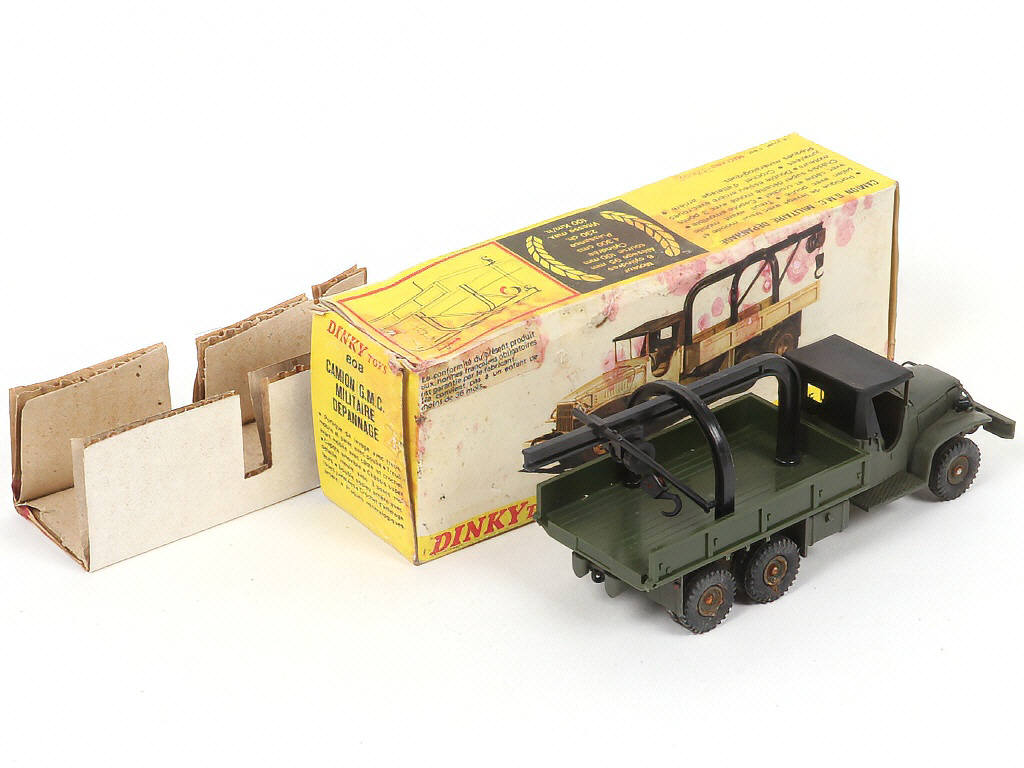 Lot 240 - DINKY TOYS (FRANCE) (1)