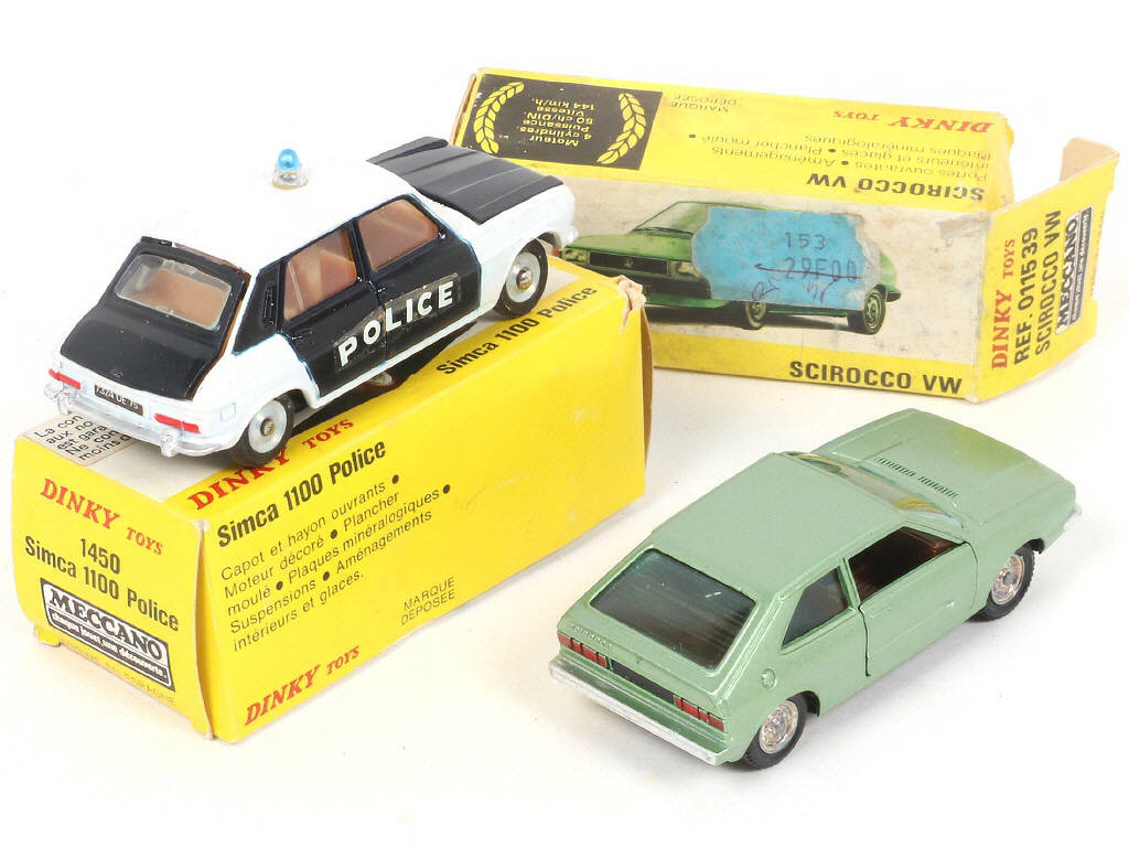 Lot 246 - DINKY TOYS (FRANCE) (2)