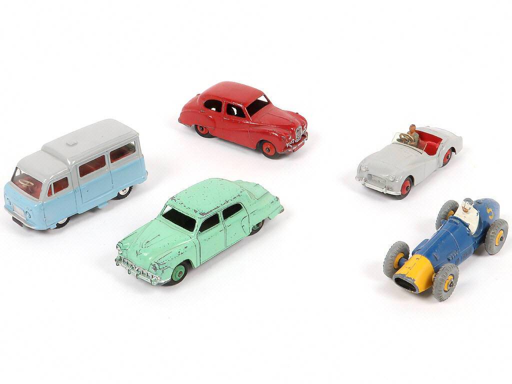 Lot 189 - DINKY TOYS (GB) (5)