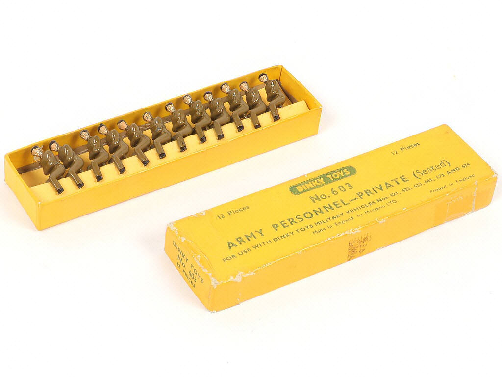 Lot 141 - DINKY TOYS (GB) (1)