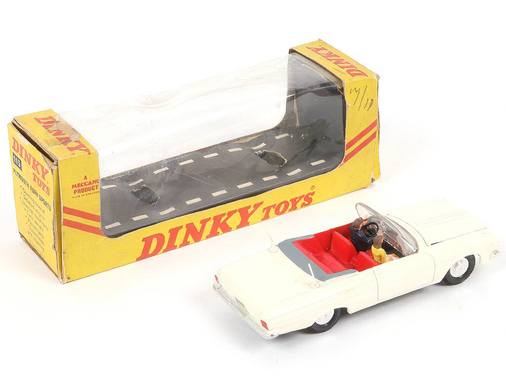 Lot 119 - DINKY TOYS (GB) (1)
