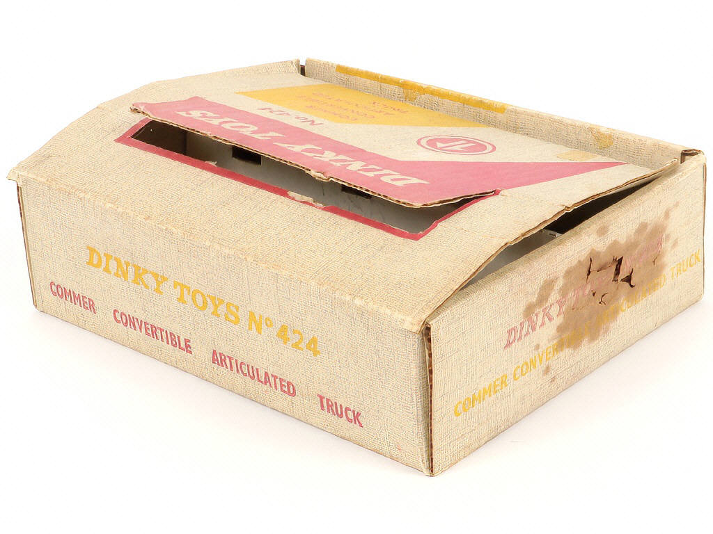 Lot 137 - DINKY TOYS (GB) (1)