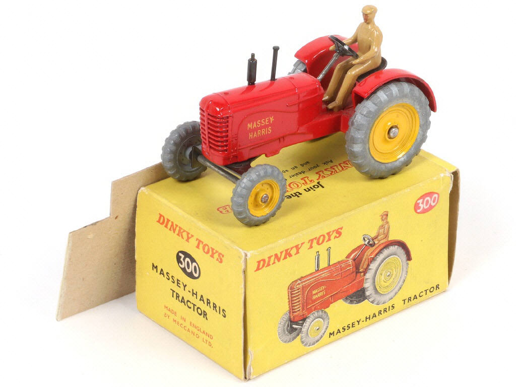 Lot 133 - DINKY TOYS (GB) (1)