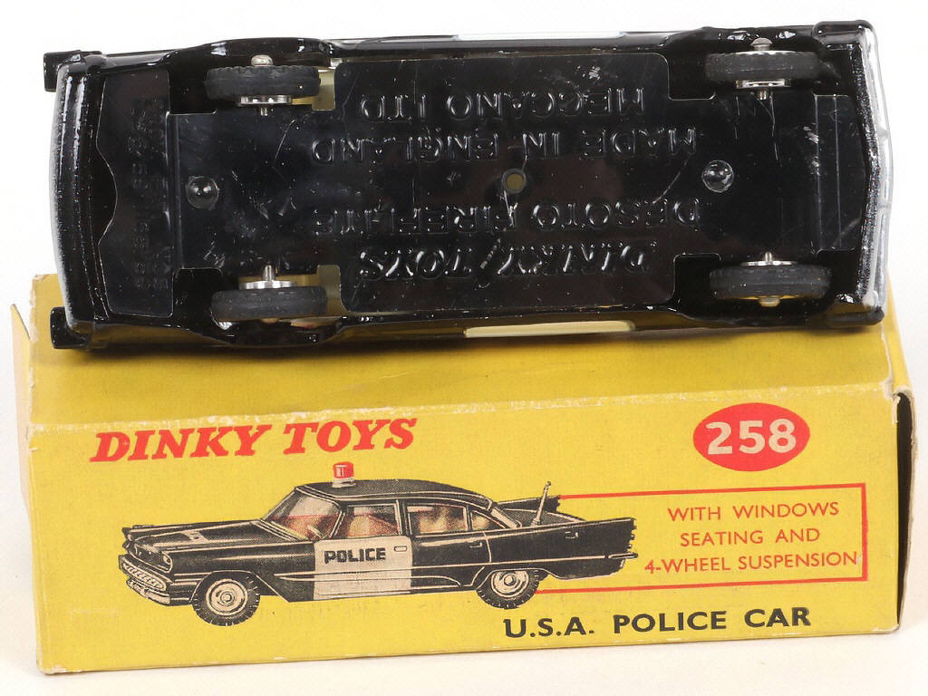 Lot 128 - DINKY TOYS (GB) (1)