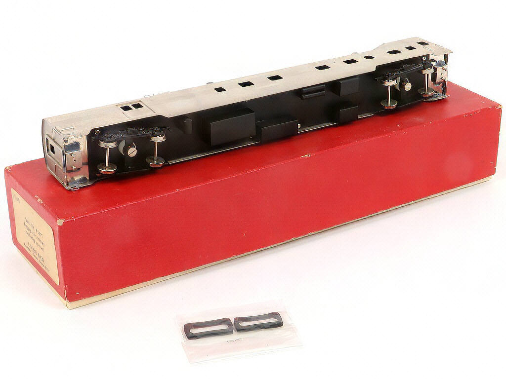 Lot 29 - SOHO & CO (USA) (1)