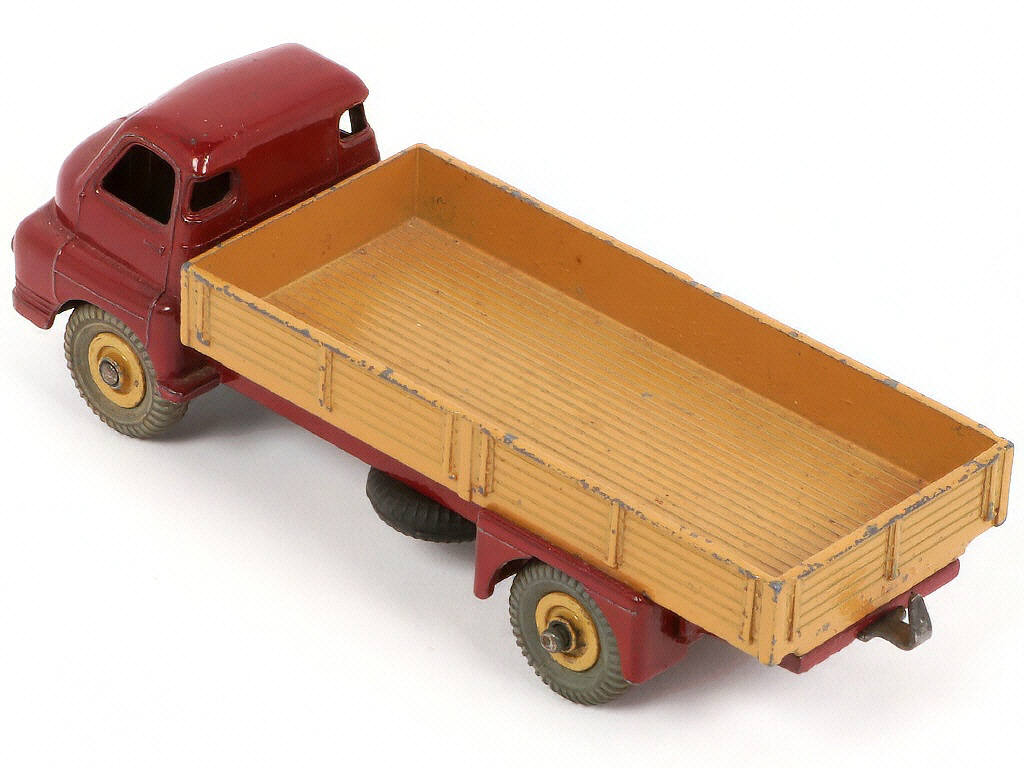 Lot 42 - DINKY TOYS (GB) (1)