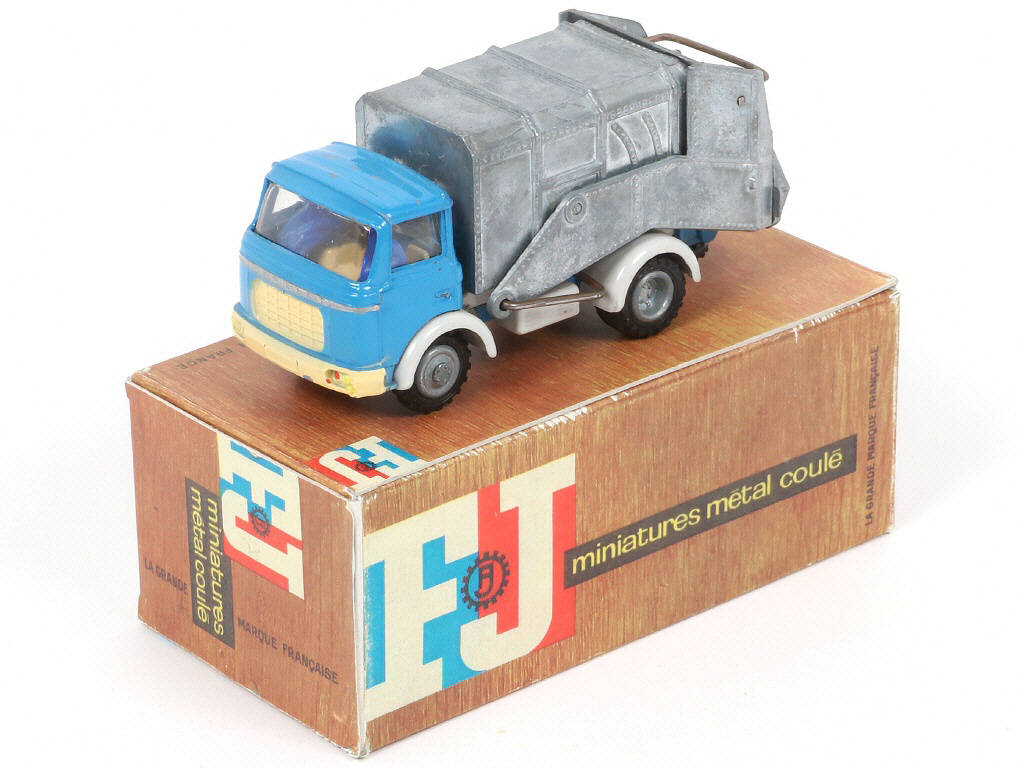 Lot 68 - FRANCE JOUETS (FRANCE) (1)