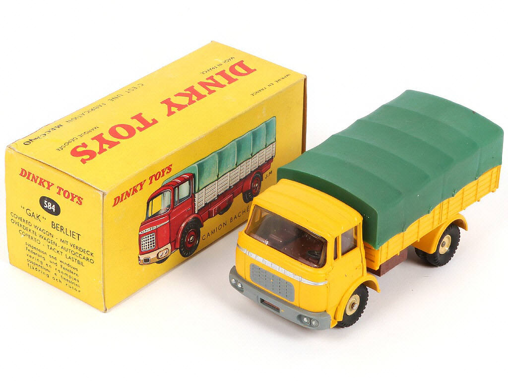 Lot 51 - DINKY TOYS (FRANCE) (1)