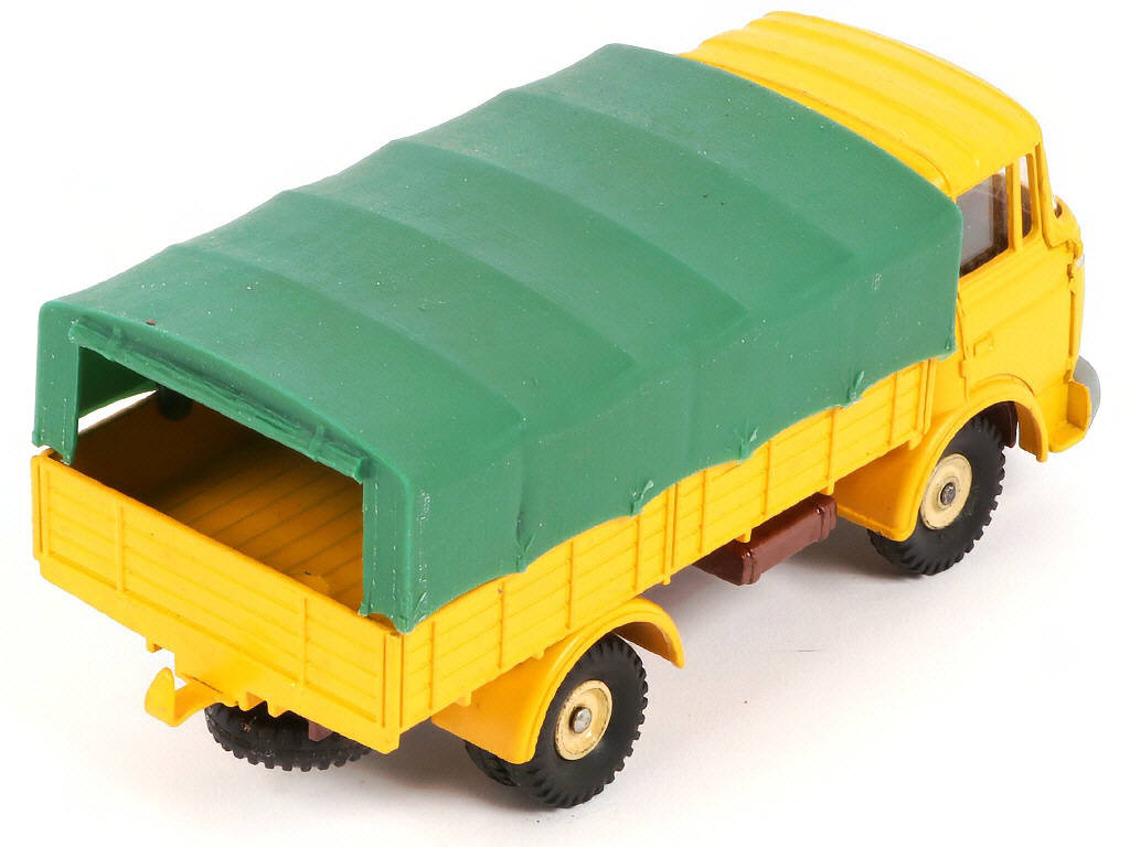 Lot 51 - DINKY TOYS (FRANCE) (1)