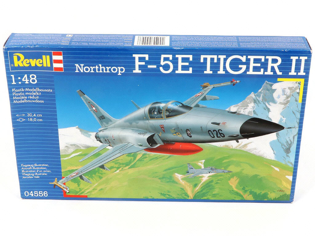 Lot 354 - REVELL (USA) (4)