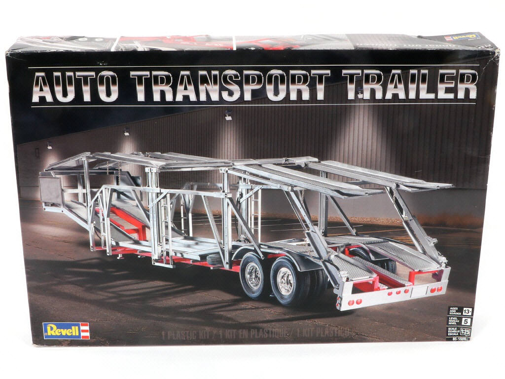 Lot 370 - DIVERS (4)