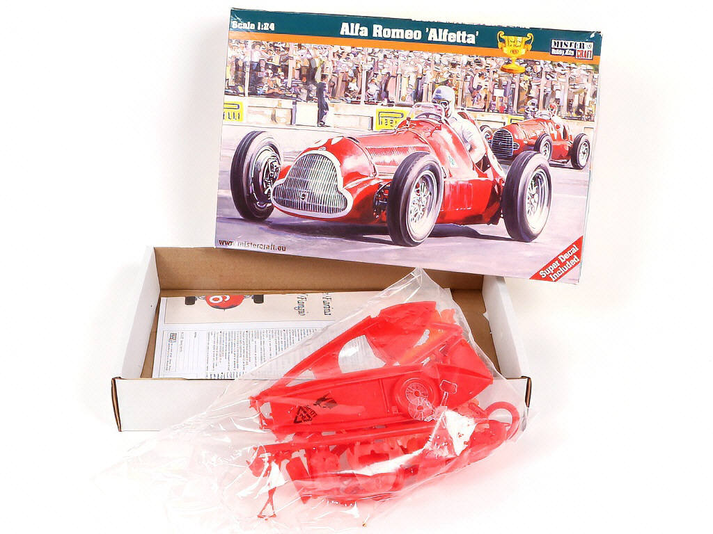 Lot 370 - DIVERS (4)