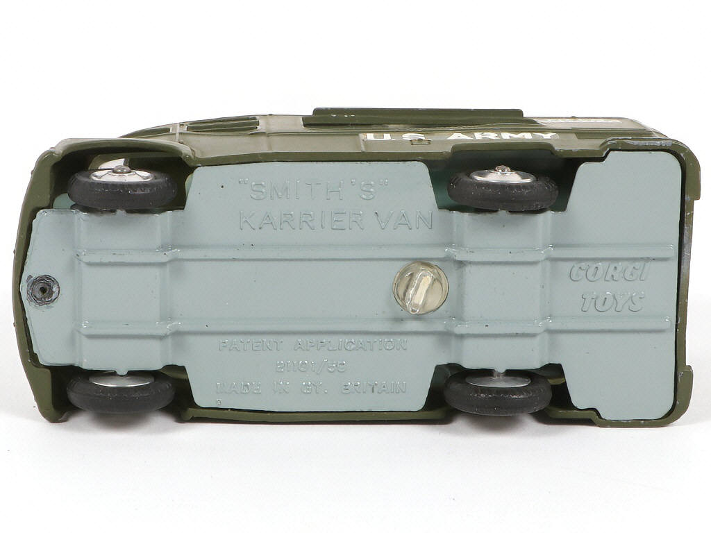 Lot 77 - CORGI TOYS (GB) (1)