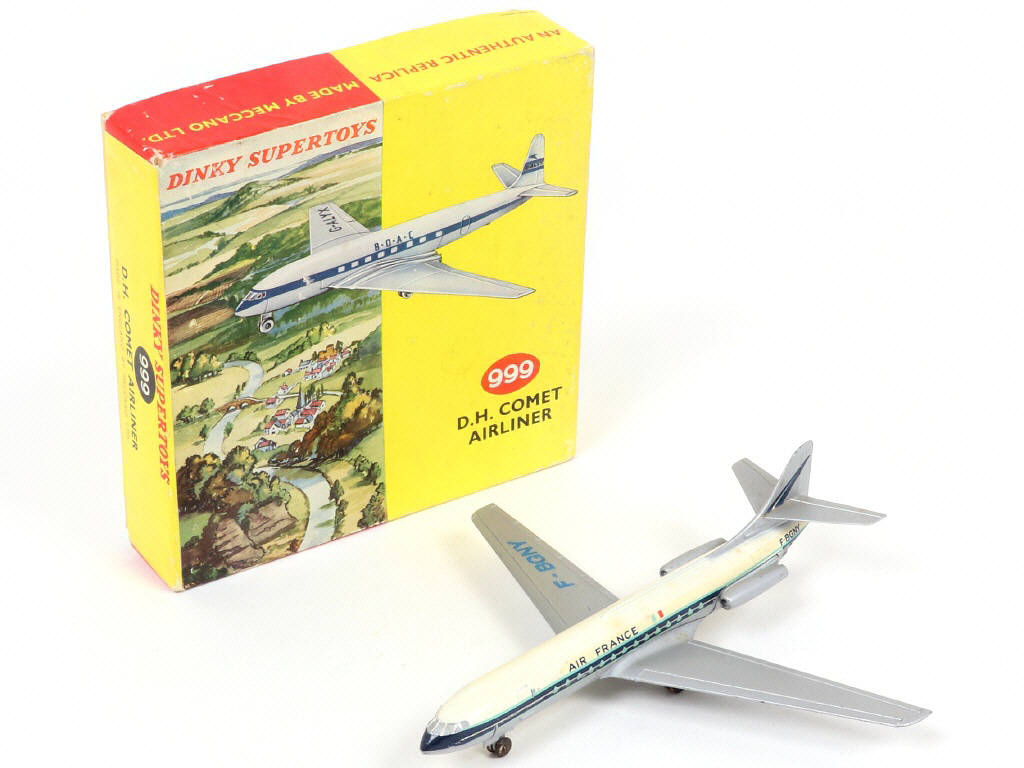 Lot 238 - DINKY TOYS (GB) (1)