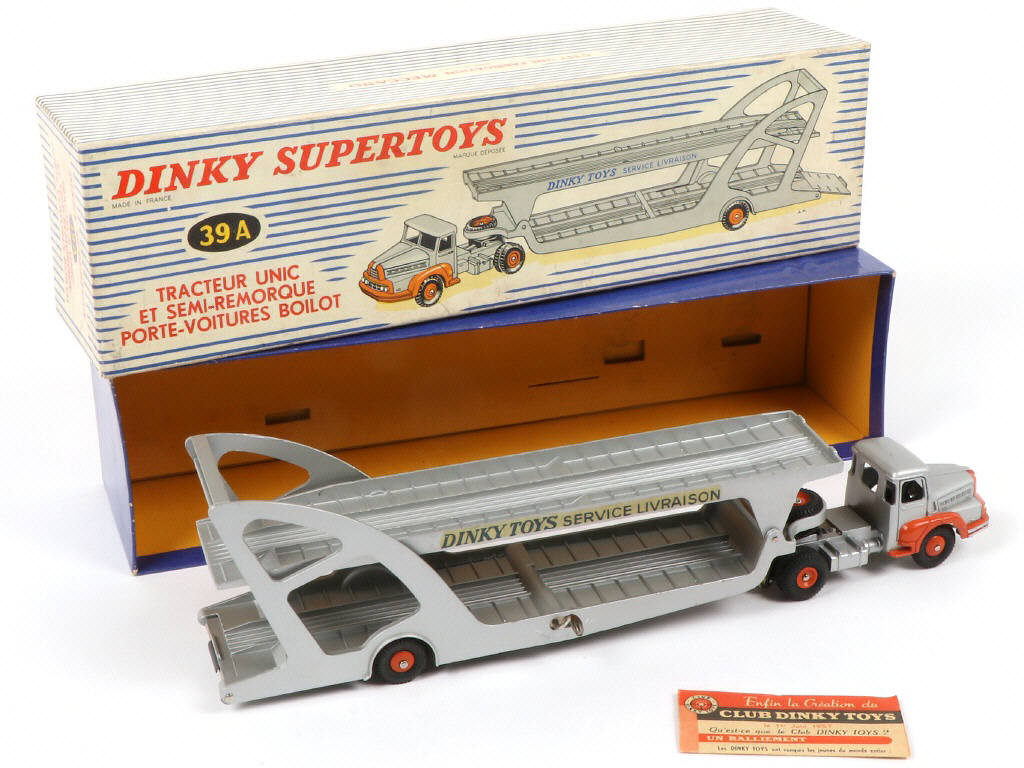 Lot 126 - DINKY TOYS (FRANCE) (1)